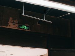 -YOGO优果密室逃脱(新佳丽广场店)