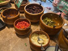 -云阿蛮云南生烫牛肉米线(奉贤路店)