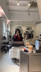 -SALON DE VANHADA