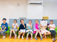 -蓝话筒·少儿成人演讲口才·主持朗诵·戏剧表演(大华第一坊店)