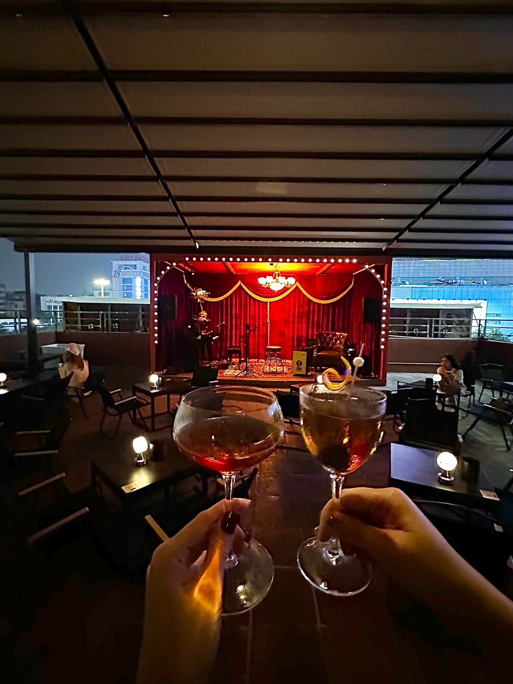 江门天台喝酒已经next level了