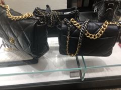 -Chanel(德基广场店)