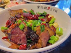 -富正毅三下锅·湘西韵味(天门山索道店)