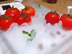 番茄脆菇沙拉-小大董·烤鸭(王府井apm店)