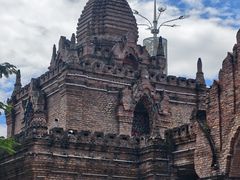 -一寨两国风景区