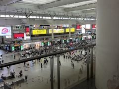-麦当劳(上海虹桥站30B检票口楼上)