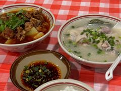 -老方桌烂蹄花川菜馆(九龙坡店)