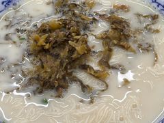 -雪琴面馆富安特色鱼汤面(城中花园店)