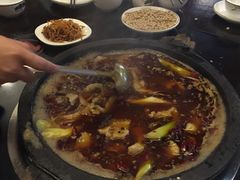 -乌蒙鱼府怪石咕噜鱼木桶鱼