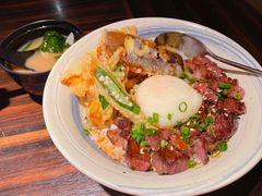 和牛盖浇饭配温泉蛋-山葵家·创意料理(万象汇店)