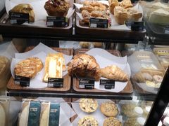 -星巴克(泰安万达店)