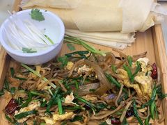 -一口猪海鲜浑锅·东北家常菜