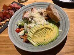 鸡肉牛油果沙拉-The Diner X餐厅(青岛万象城店)
