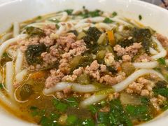小锅米线-蝴蝶泉宾馆-中餐厅