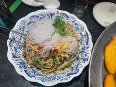 -五谷丰登农家院·地道胶东菜·海鲜烧烤(威海店)