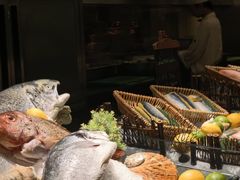 -圣丰索菲特·2 On 988 Café 自助餐厅