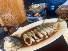 -蜈支洲岛珊瑚酒店临海阁中餐厅