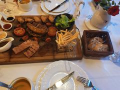 -火车头法国西餐厅