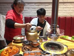 -青瓦炭韩潮烤肉(花园道店)