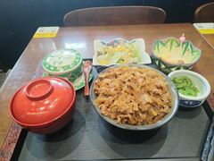 -8PINTS八品脱·日料·烧鸟·精酿小酒馆(莘庄店)