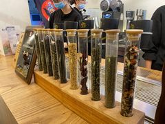 -霸王茶姬(南亚风情第壹城店)