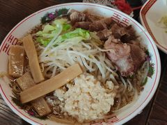二郎系拉面-拉面莊夢語＆中华料理八椿