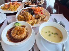 -荣誉国际酒店-云顶旋转餐厅