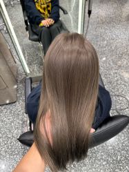 -Tloml salon