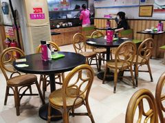 大堂-华辉拉肠(小北路店)