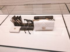 -CHANEL(恒隆广场店)