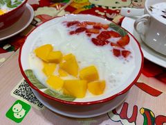 士多啤梨芒果捞河-甜心妈妈·榴莲星级糖水(北京路总店)