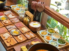 -银米·云南传统过桥米线(双廊黑金冠店)