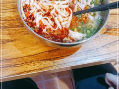 -白露塘杀猪粉(药王街店)