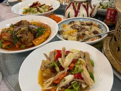 -汗腾格里·风味餐厅(新疆驻京办店)
