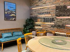 -莲餐厅·湖北菜·潜江小龙虾店(愚园路店)