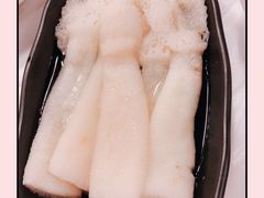 -鲜入围煮花胶鸡海鲜火锅