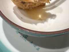 鲍汁腐皮卷-喜势点·糖沙翁手工茶点·本地人茶居(永庆坊店)