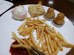 -点都靓餐饮连锁(德信华城店)