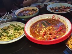 -川流不息·地道川菜·小龙虾(新松江路店)