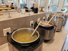 -南郊宾馆·风味自助餐厅·山东十六地市特色菜