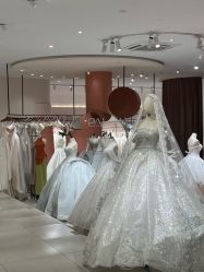 -PAI婚纱礼服设计馆【大牌租赁/高级定制】