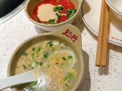 -三人行骨头王火锅(长寿店)