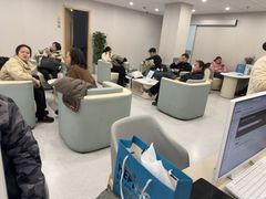 -上海大学附属上海和平眼科医院