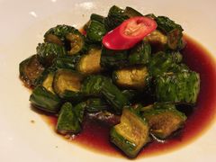 -侬佳蒸菜馆(听潮店)