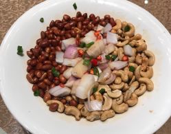 蜜汁三脆-金雨玫瑰庄园酒店-宴会中心