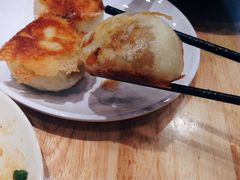 轮工壹号煎包-老巷口川味火锅