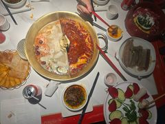 -小龙翻大江文化火锅(宽窄店)