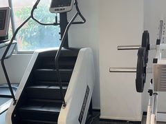 -RM GYM健身私教馆(白云元立方创意园店)