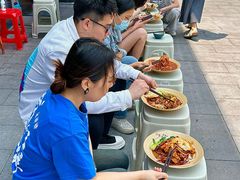 -方铲铲·成都板凳面(滨江银泰店)