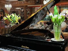 景观位-火车头法国西餐厅